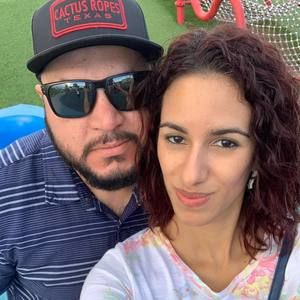 Meet your Posher, Paola